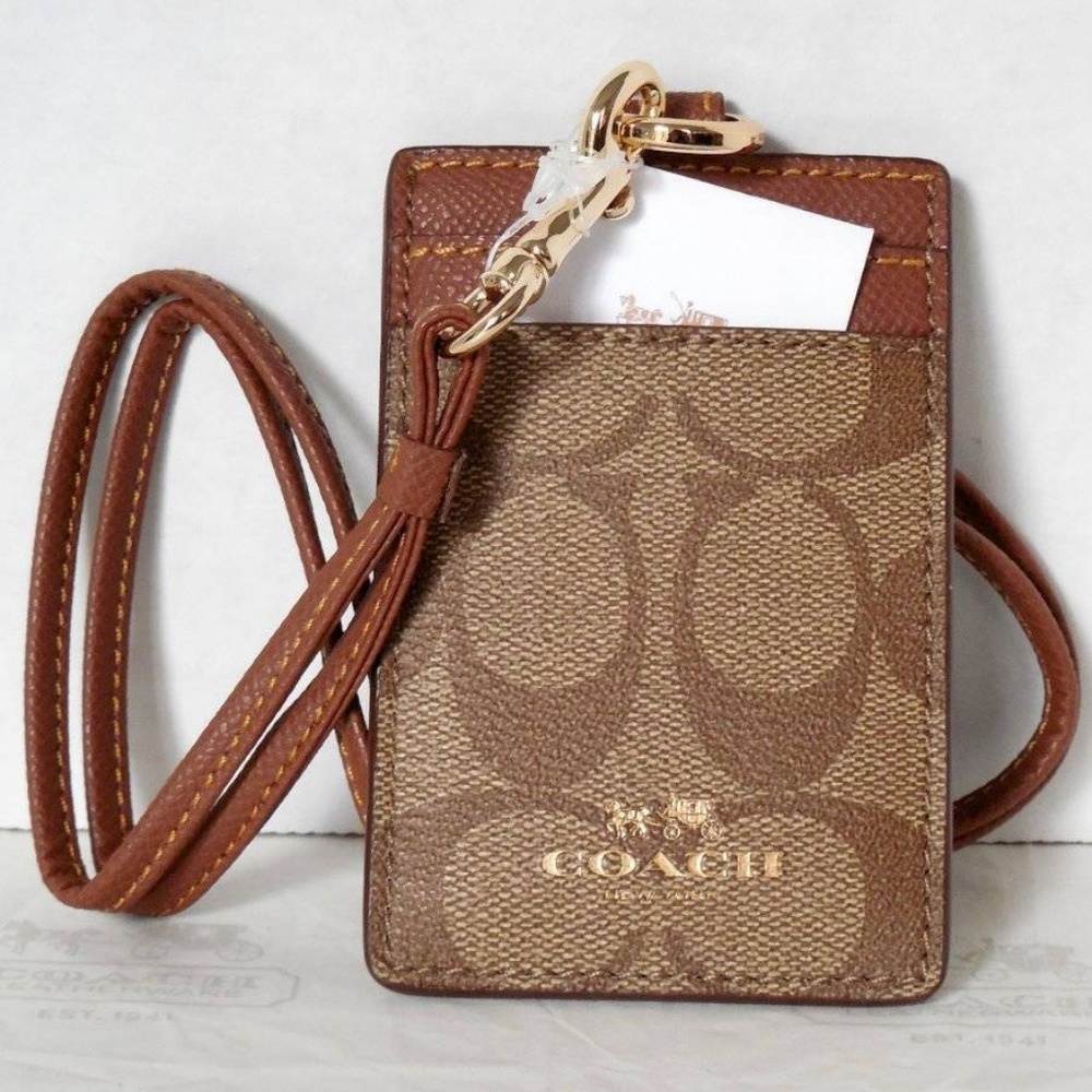 NWT COACH Lanyard ID Badge Holder Khaki/Saddle - Picture 1 of 2
